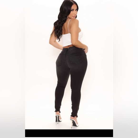 🖤here we go again distressed skinny jeans🖤 - Picture 4 of 13